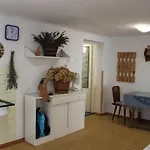 Rekreacni Dum U Parku Nyaraló