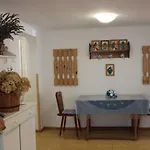 Rekreacni Dum U Parku Nyaraló