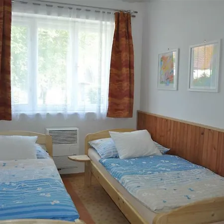 Rekreacni Dum U Parku Holiday home Mikulcice