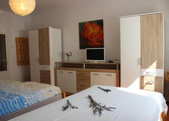 Holiday home Rekreacni Dum U Parku Mikulcice